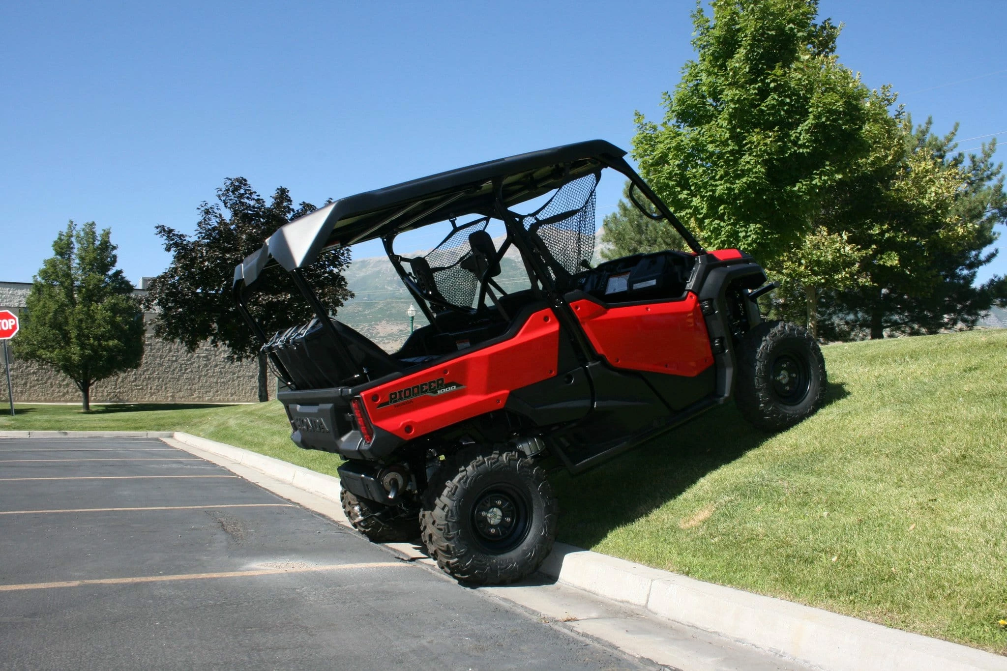 UTV Mountain Accessories UTVMA Honda Pioneer 1000 Backseat & Roll Cage Kits 5 UTV Mountain Accessories UTVMA Honda Pioneer 1000 Backseat & Roll Cage Kits - Image 3